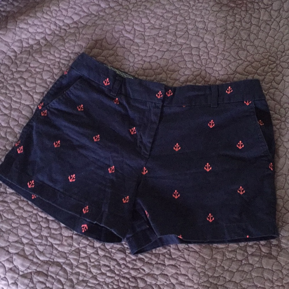 Navy cotton shorts with pink anchors